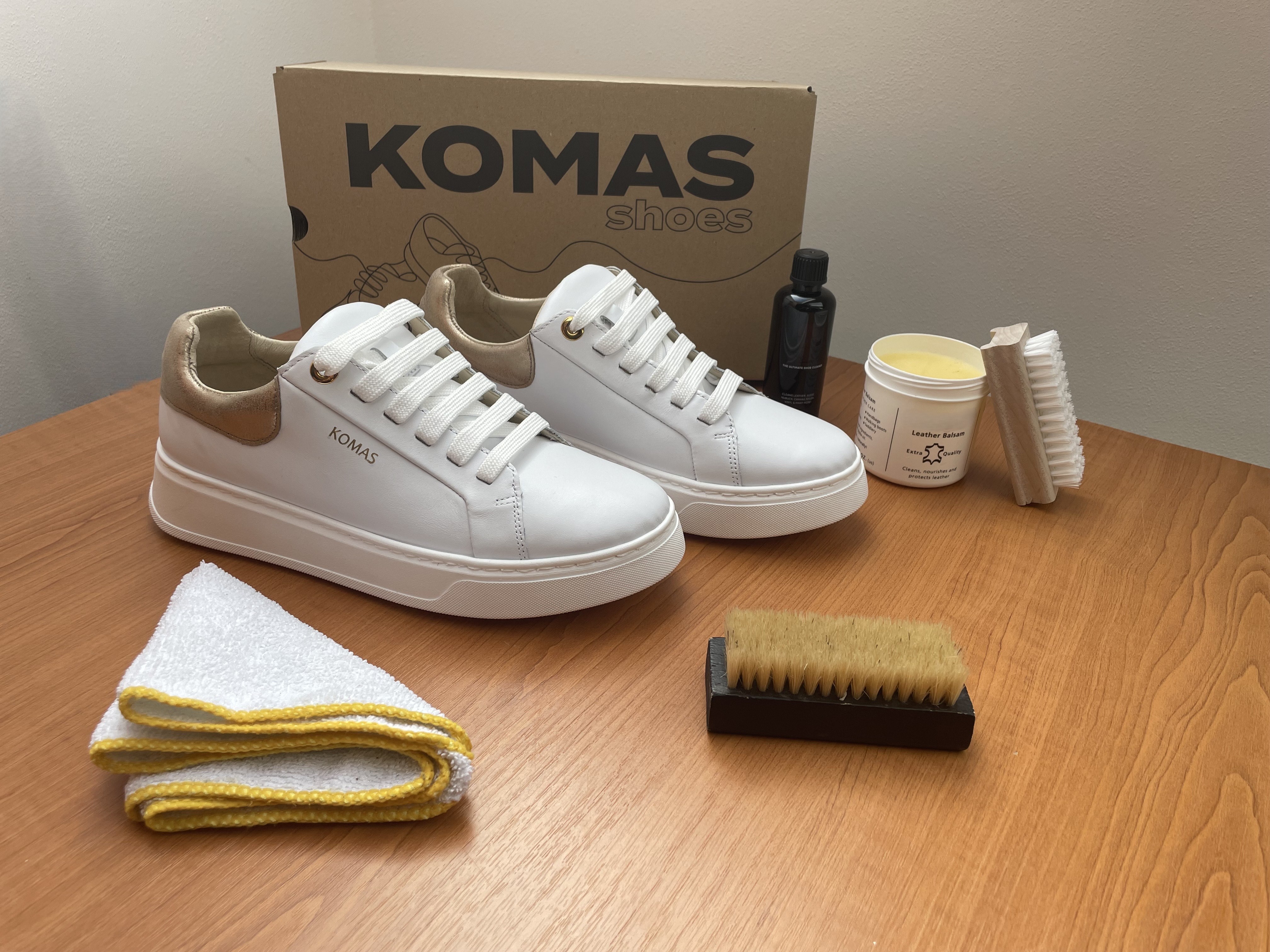 Ako čistiť kožené tenisky – KOMAS sprievodca